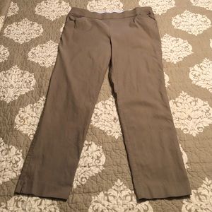 Stylish & comfy Khaki ankle pants